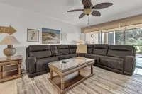 2br Condo on Park with walking access to the beach. - 3-Star