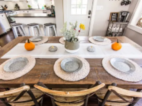 Winter Special - Modern Farmhouse Just Steps from Town and Lake Michigan! Hotels in New Buffalo