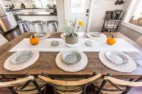 Modern Farmhouse Steps from Downtown New Buffalo & Lake Michigan! Hotels in New Buffalo