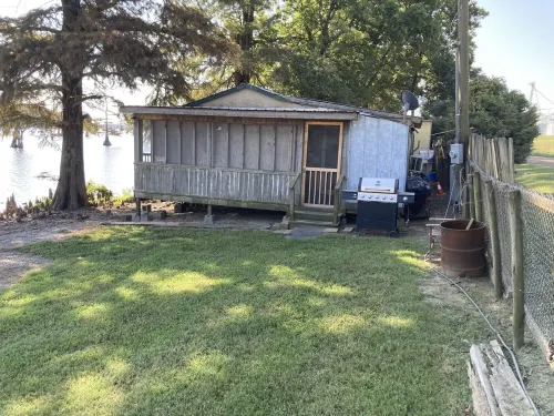 Fishing Cabin On Old Town Lake- Mississippi River/Oxbow Lake Hotels in Phillips County