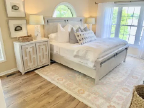 Hamilton Happy Place (million dollar view) - Lake Retreat