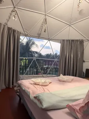 Infinity Beach Club - Hostel