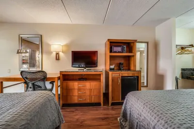 Econo Lodge Inn & Suites Griffin North Hotels in Griffin