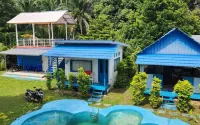 Tanjung Tinggi Cottage Hotels in Tanjung Binga