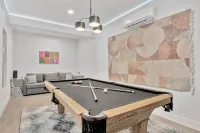 Desert Mirage~Pool~Spa~Games