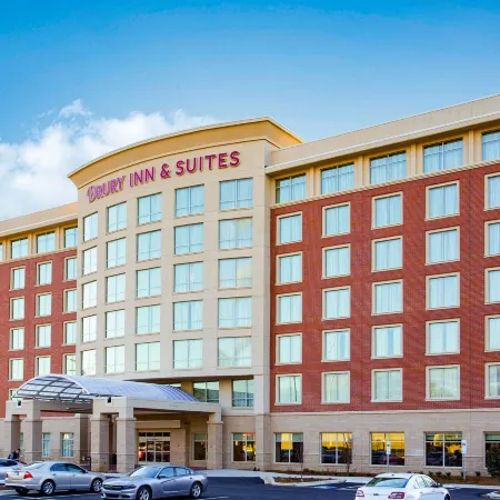 Drury Inn & Suites Charlotte Arrowood Отели рядом с достопримечательностью «Торговый центр SouthPark»