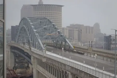 Boathouse Suite - CLE Flats River - Free Parking - 24/7 Gym Отели рядом с достопримечательностью «Зал славы рок-н-ролла»