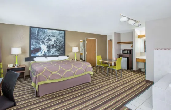 布魯金斯温德姆速8酒店