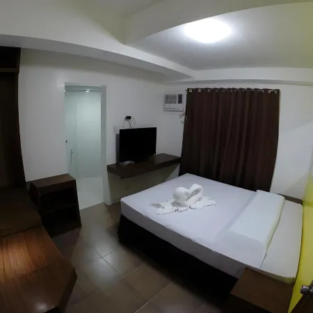 G-Galyx Inn Hotel Отели рядом с достопримечательностью «Пляж Rohan»