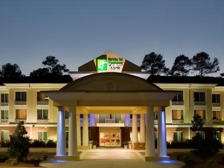 Holiday Inn Express & Suites WALTERBORO I-95 by IHG