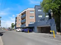Sydney Airport Suites