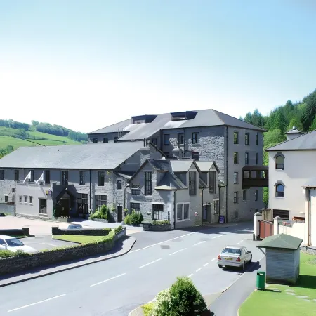 Whitewater Hotel & Spa