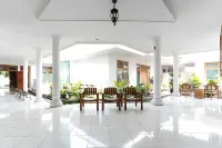 RedDoorz Syariah Near Alun Alun Magelang Bayeman Hotels in Bandongan