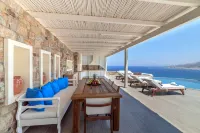 Naxos Rock Villas - 4 tähden