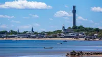 Waterfront 1Br / Beach Access + Sun Deck