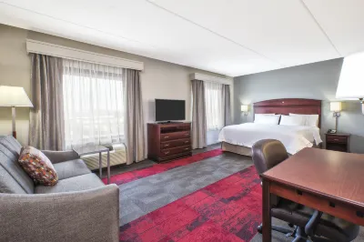 Hampton Inn & Suites Madison West Hotels in Verona