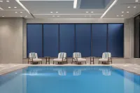 Canopy by Hilton Toronto - Yorkville - Pool