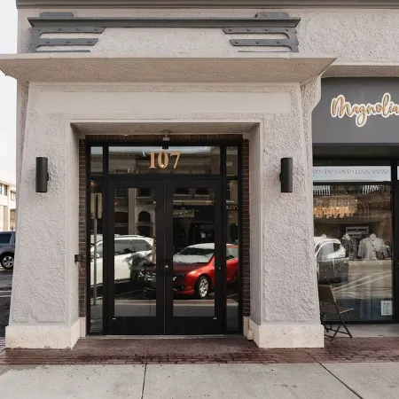 Charming Downtown Troy Stylish Loft • Superhost