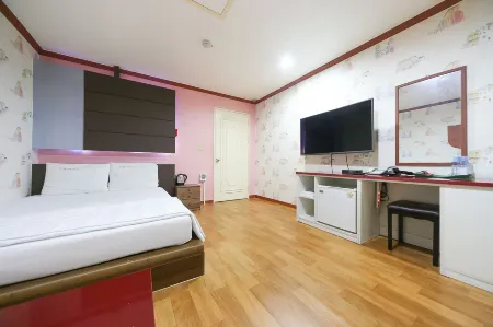 Youngcheon Dream Отели рядом с достопримечательностью «Solonggo Glamping»