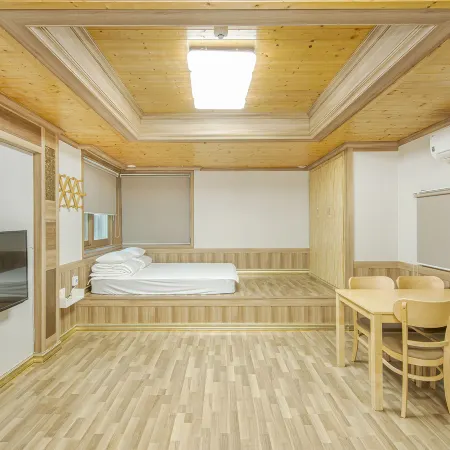 Boryeong Daecheon Sun and Moon Pension
