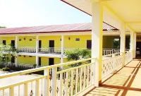 Amonruk Hotel 2 فنادق في فاري