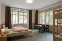 Jugendherberge Schaffhausen Hotels in Neuhausen am Rheinfall