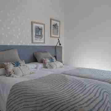 Sunset Cliffs 1 by Bookaparadise Rooms