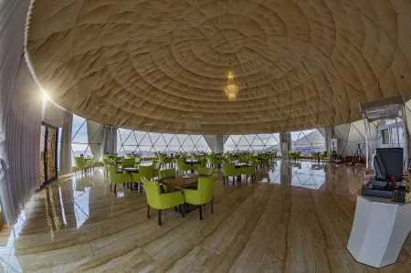 Petra Bubble Luxotel