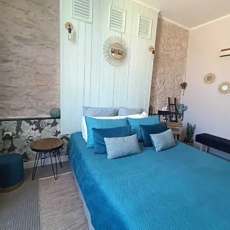 Entre Bastide et Cité et Son Rooftop Отели в г. Каркасон