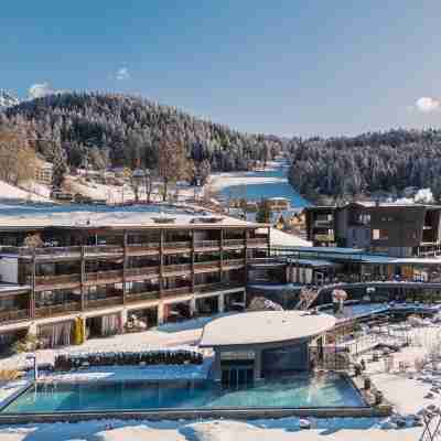 Hotel Chalet Mirabell Hotel Exterior