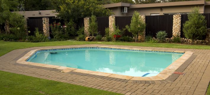 Cottonwood Guesthouse Oasis Hotel di Motheo