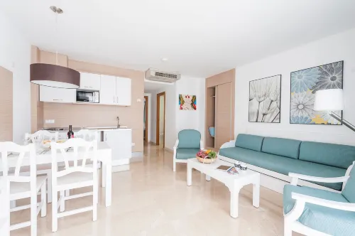 Apartamentos Solecito - Airport Shuttle