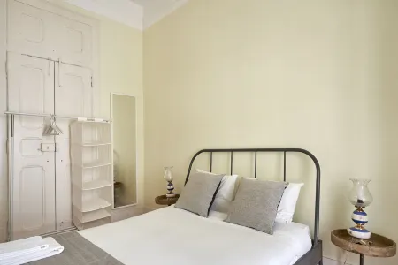 Renovated Spacious Baixa Apartment, by TimeCooler Отели рядом со станцией Вокзал Ориенти