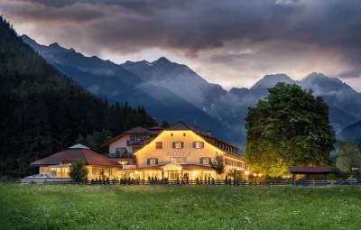 Hotel Bad Salomonsbrunn Отели в г. 