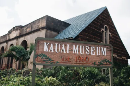 OUTRIGGER Kaua'i Beach Resort & Spa Отели рядом с Аэропорт Лихуэ