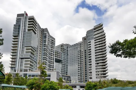 @Sandton Hotel Отели рядом с достопримечательностью «Sandton Skye»