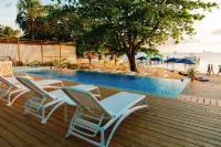 Blue Roatan Resort Hotels in West Bay