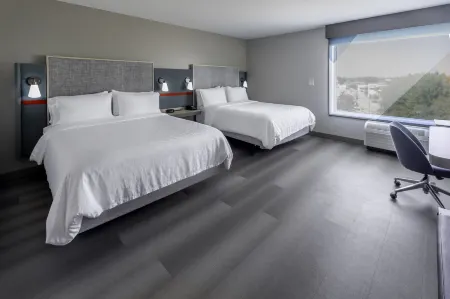 Avid Hotel Milwaukee West - Waukesha Отели в г. Пеуоки