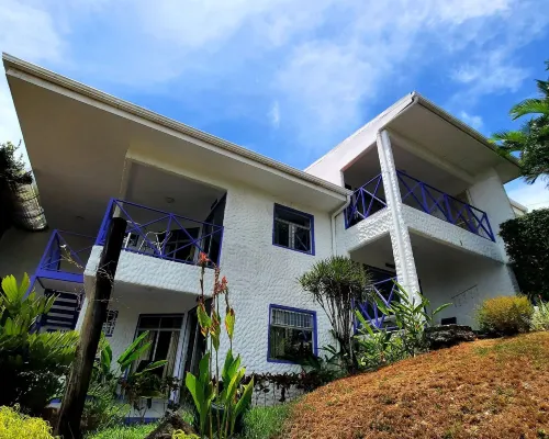 Villa Roca Boutique Resort & Suites - Adult Only Các khách sạn gần Sân vận động Alberto Braglia Stadium