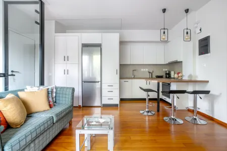 Athena's South Apartment