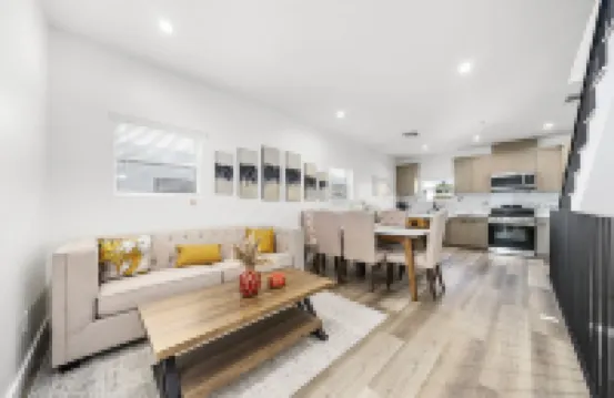 คอมฟอร์ทสวีทฮอลลีวูด