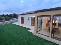 Villa Sol Insulam Hotels in Lun