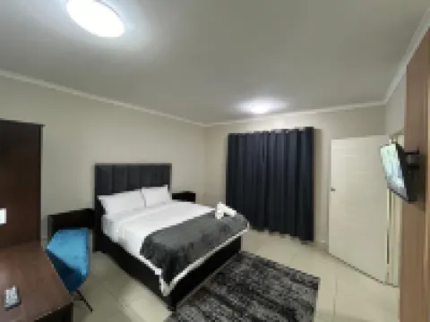 Bayside Suites Hotel