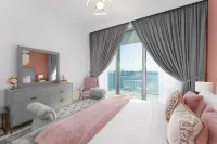 Maison Privee - Trendy Apt on the Creek with Superb Dubai Skyline Vw Hotels near Al Saad Home Dubai Nadd Al Hamar