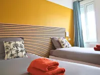Le Cocon du Haut-Pont - Parking Gratuit, Idéal Groupe, Proche Gare Hôtels à proximité de : Maison de Quartier des Faubourgs