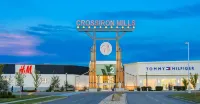 Hotel Clique Calgary Airport Hotels in Calgary