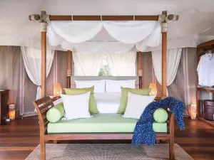9 Hornbills Tented Camp