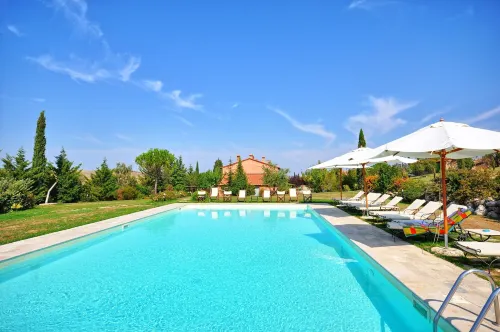 Villa Castiglione by PosarelliVillas