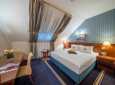 Hotel Waldinger Hotels near Park za pse