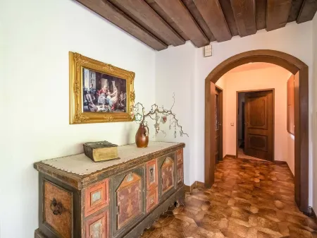 Cozy Apartment in Afritz am See Near Gerlitzen Ski Area Отели рядом с достопримечательностью «Seepark Annenheim»